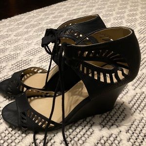 Chinese Laundry Shoes Size 9